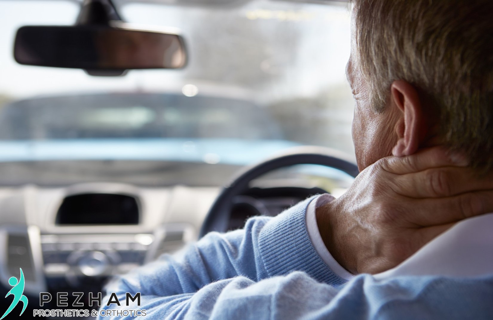 آسیب ویپلش.کشیدگی بافت نرم گردنی 